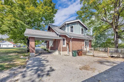 Exterior - 1917 Springdale Rd, Cincinnati, OH 45231 photo 3 of 17