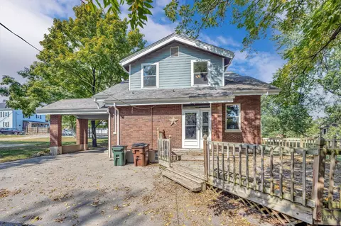 Exterior - 1917 Springdale Rd, Cincinnati, OH 45231 photo 4 of 17