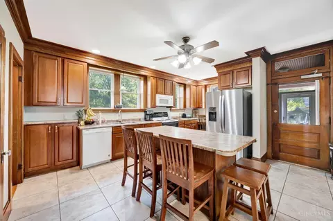 Kitchen - 1917 Springdale Rd, Cincinnati, OH 45231 photo 1 of 5
