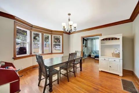 Dining - 1917 Springdale Rd, Cincinnati, OH 45231 photo 1 of 2