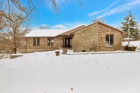 3633 Powner Rd, Cincinnati, OH 45248