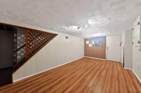 Living - 1782 Ashbrook Dr, Cincinnati, OH 45238 photo 3 of 3