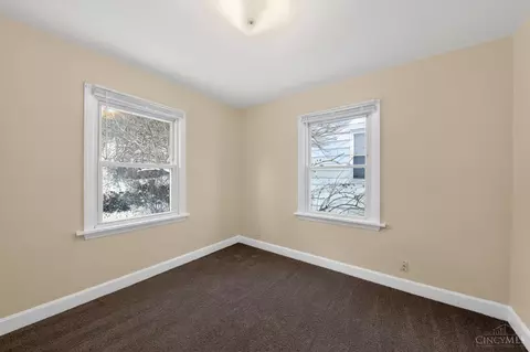Bedroom - 1782 Ashbrook Dr, Cincinnati, OH 45238 photo 1 of 6