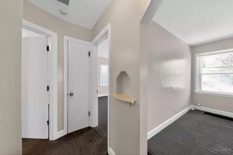 Entry Way - 1782 Ashbrook Dr, Cincinnati, OH 45238 photo 3 of 3
