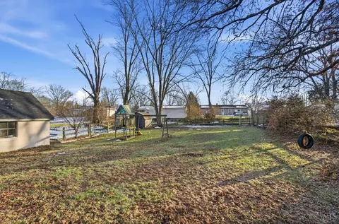 Exterior - 1015 Mckelvey Rd, Cincinnati, OH 45231 photo 8 of 11