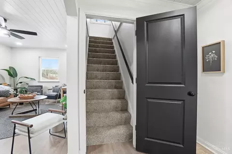 Entry Way - 1015 Mckelvey Rd, Cincinnati, OH 45231 photo 3 of 5