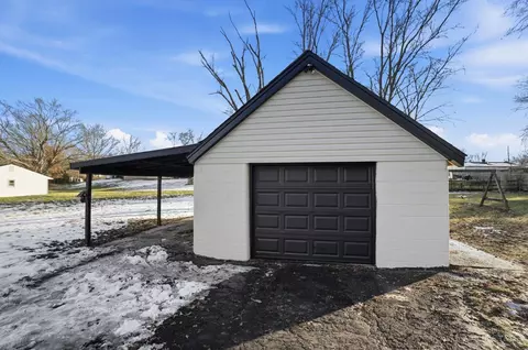 Exterior - 1015 Mckelvey Rd, Cincinnati, OH 45231 photo 10 of 11