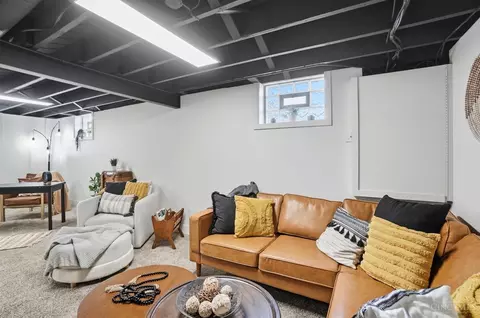 Living - 1015 Mckelvey Rd, Cincinnati, OH 45231 photo 4 of 4