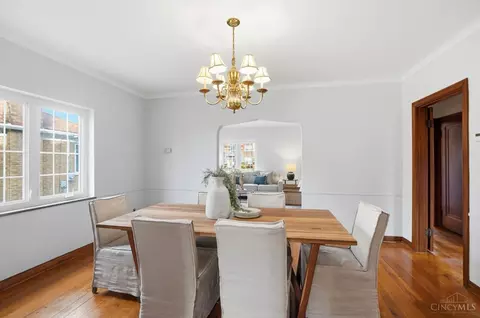 Dining - 3165 Werk Rd, Cincinnati, OH 45211 photo 2 of 4