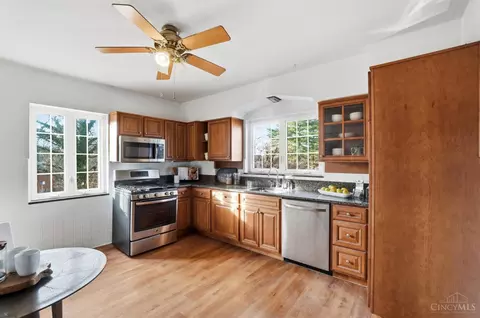 Kitchen - 3165 Werk Rd, Cincinnati, OH 45211 photo 1 of 3