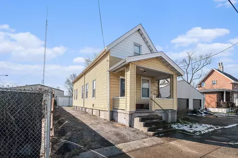 223 Linden St, Elmwood Place, OH 45216