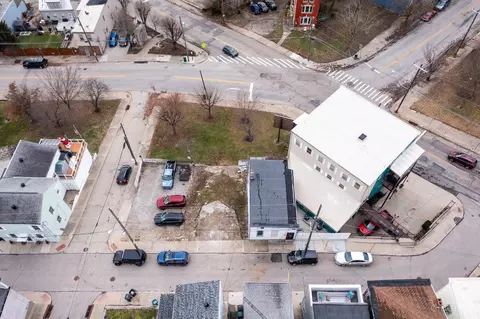 403 Mohawk St, Cincinnati, OH 45214 photo 2