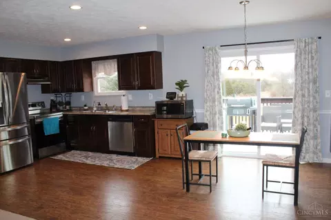 Kitchen - 7334 Templin Rd, Blanchester, OH 45107 photo 3 of 3
