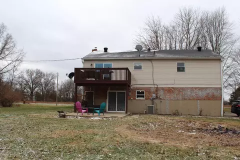 Exterior - 7334 Templin Rd, Blanchester, OH 45107 photo 3 of 3