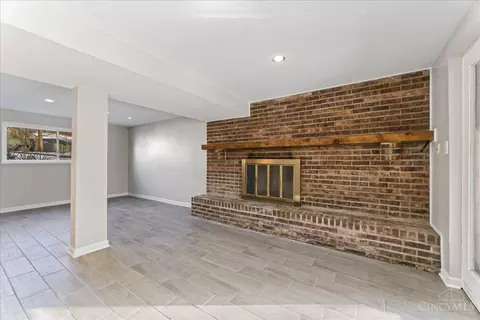 Living - 2267 Magdalena Dr, Cincinnati, OH 45231 photo 4 of 4