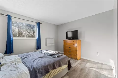 Bedroom - 2267 Magdalena Dr, Cincinnati, OH 45231 photo 3 of 4