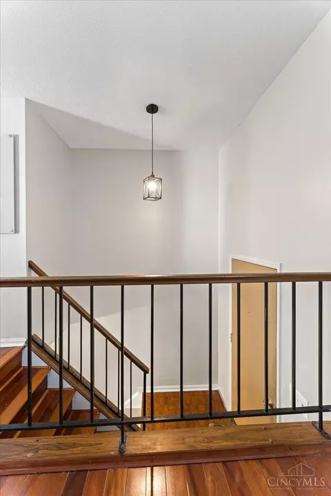 Entry Way - 2267 Magdalena Dr, Cincinnati, OH 45231 photo 1 of 2