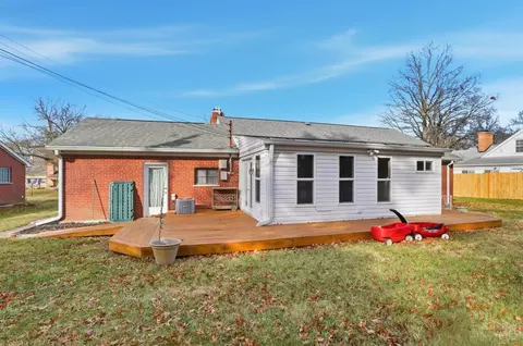 Exterior - 941 Springbrook Dr, Cincinnati, OH 45224 photo 4 of 16