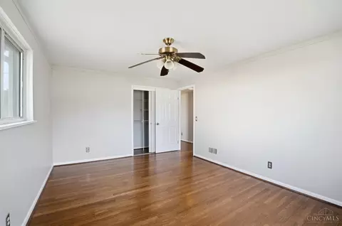 Bedroom - 941 Springbrook Dr, Cincinnati, OH 45224 photo 4 of 7