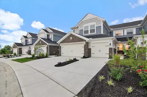 423 Bandon Dunes Ct, Turtle Creek Twp, OH 45036