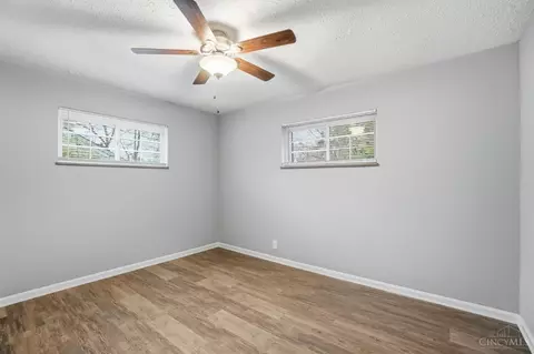 Bedroom - 5 Imbler Dr, Greenhills, OH 45218 photo 3 of 5
