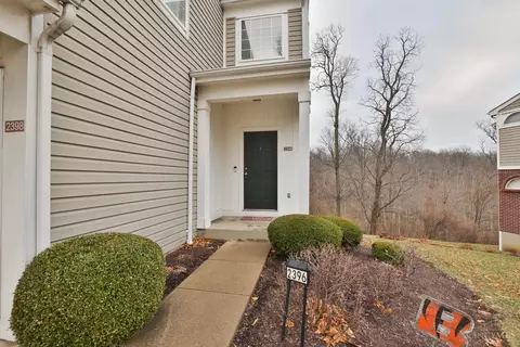 2396 Buddleia Ct, Cincinnati, OH 45239 photo 2