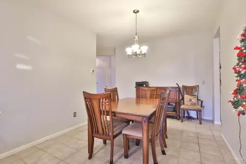 2396 Buddleia Ct, Cincinnati, OH 45239 photo 21