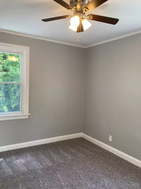 Bedroom - 1418 Covedale Ave, Cincinnati, OH 45238 photo 2 of 4