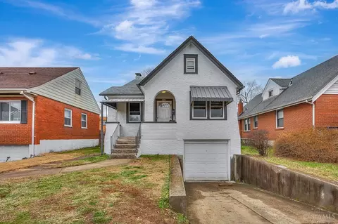 8318 Marley St, Cincinnati, OH 45216