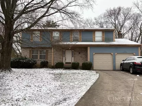 5199 Stirrup Ct, West Chester, OH 45069