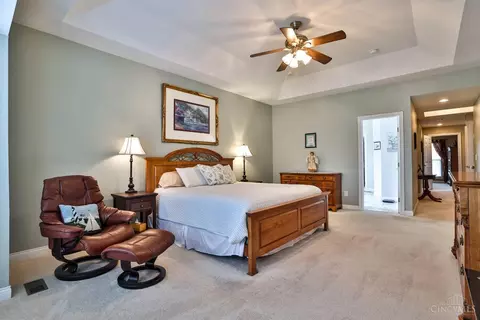 Bedroom - 885 Southerness Dr, Cincinnati, OH 45245 photo 2 of 9