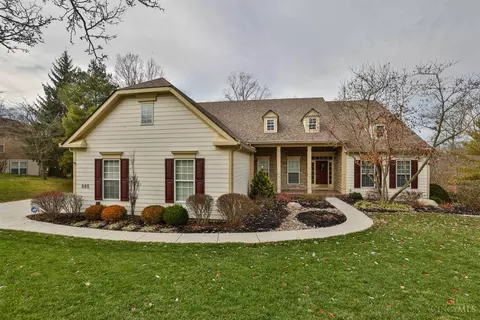 Exterior - 885 Southerness Dr, Cincinnati, OH 45245 photo 10 of 14