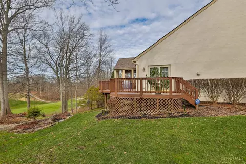 Exterior - 885 Southerness Dr, Cincinnati, OH 45245 photo 8 of 14