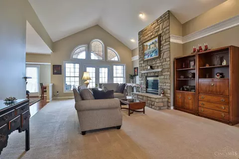 Living - 885 Southerness Dr, Cincinnati, OH 45245 photo 1 of 12