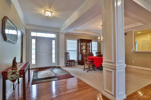 Entry Way - 885 Southerness Dr, Cincinnati, OH 45245 photo 1 of 3