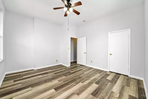 Bedroom - 3213 Vine St, Cincinnati, OH 45220 photo 2 of 3