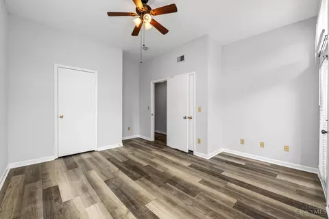 Bedroom - 3213 Vine St, Cincinnati, OH 45220 photo 3 of 3