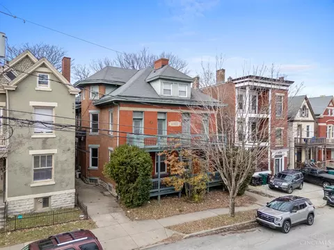 3213 Vine St, Cincinnati, OH 45220