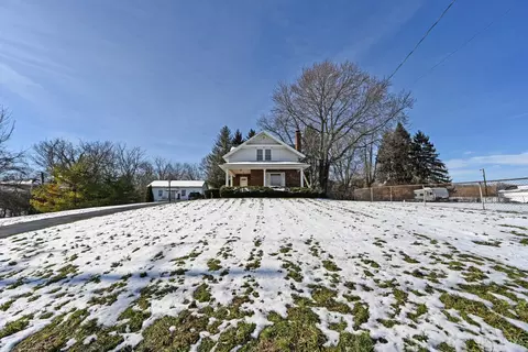 Exterior - 11717 Hamilton Ave, Cincinnati, OH 45231 photo 13 of 13