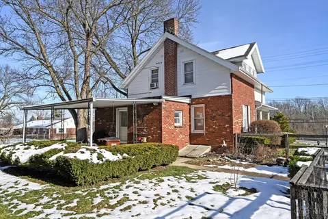 Exterior - 11717 Hamilton Ave, Cincinnati, OH 45231 photo 11 of 13