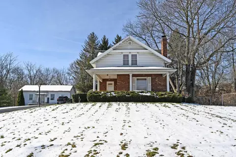 Exterior - 11717 Hamilton Ave, Cincinnati, OH 45231 photo 2 of 13