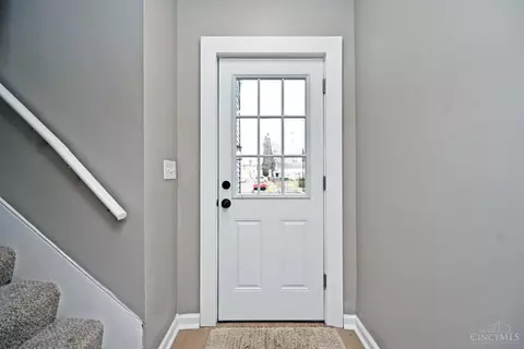 1629 Powers St, Cincinnati, OH 45223 photo 3