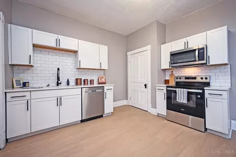 1629 Powers St, Cincinnati, OH 45223 photo 11