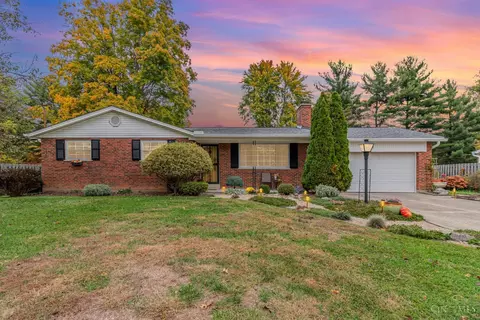 7848 Woody Hollow Dr, West Chester, OH 45241