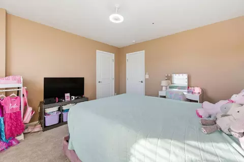 Bedroom - 9457 Morris Dr, Harrison, OH 45030 photo 6 of 10