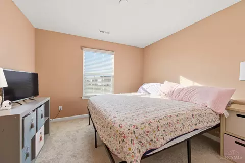 Bedroom - 9457 Morris Dr, Harrison, OH 45030 photo 1 of 10
