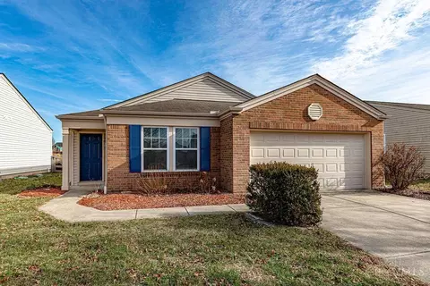 912 First St, Trenton, OH 45067