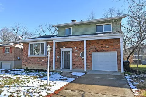 6113 Wayside Ct, Cincinnati, OH 45230