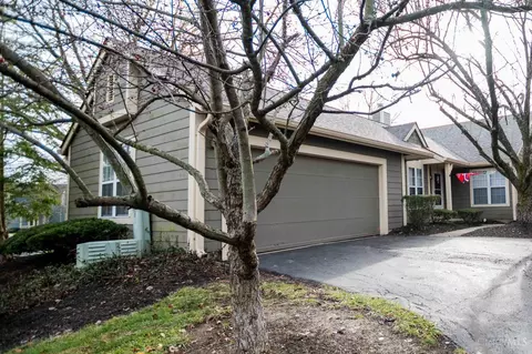 244 Queens Xing, Washington Township, OH 45458