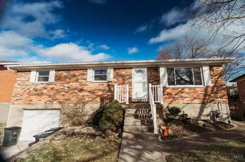 5330 Plumridge Dr, Cincinnati, OH 45238